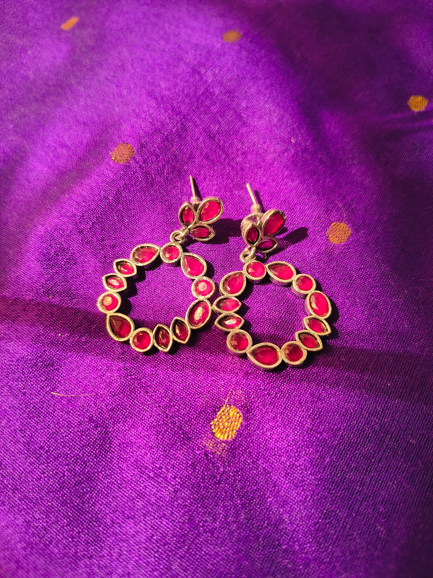 Elegant Circular Kundan Drop Earrings