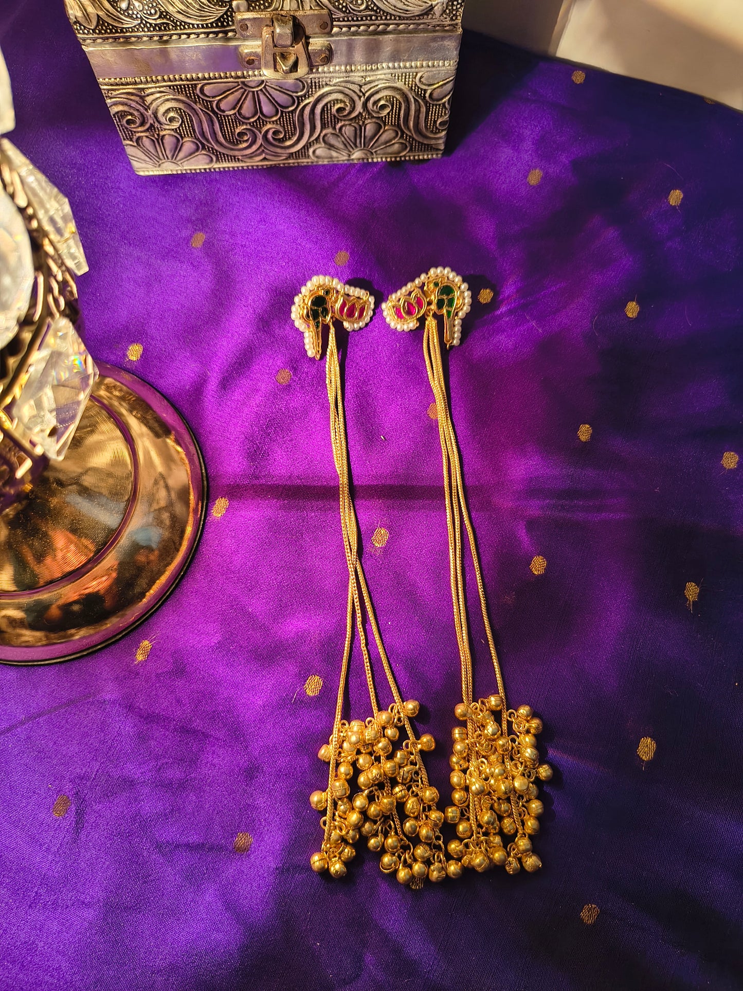 Kundan Pearl Dori Latkan