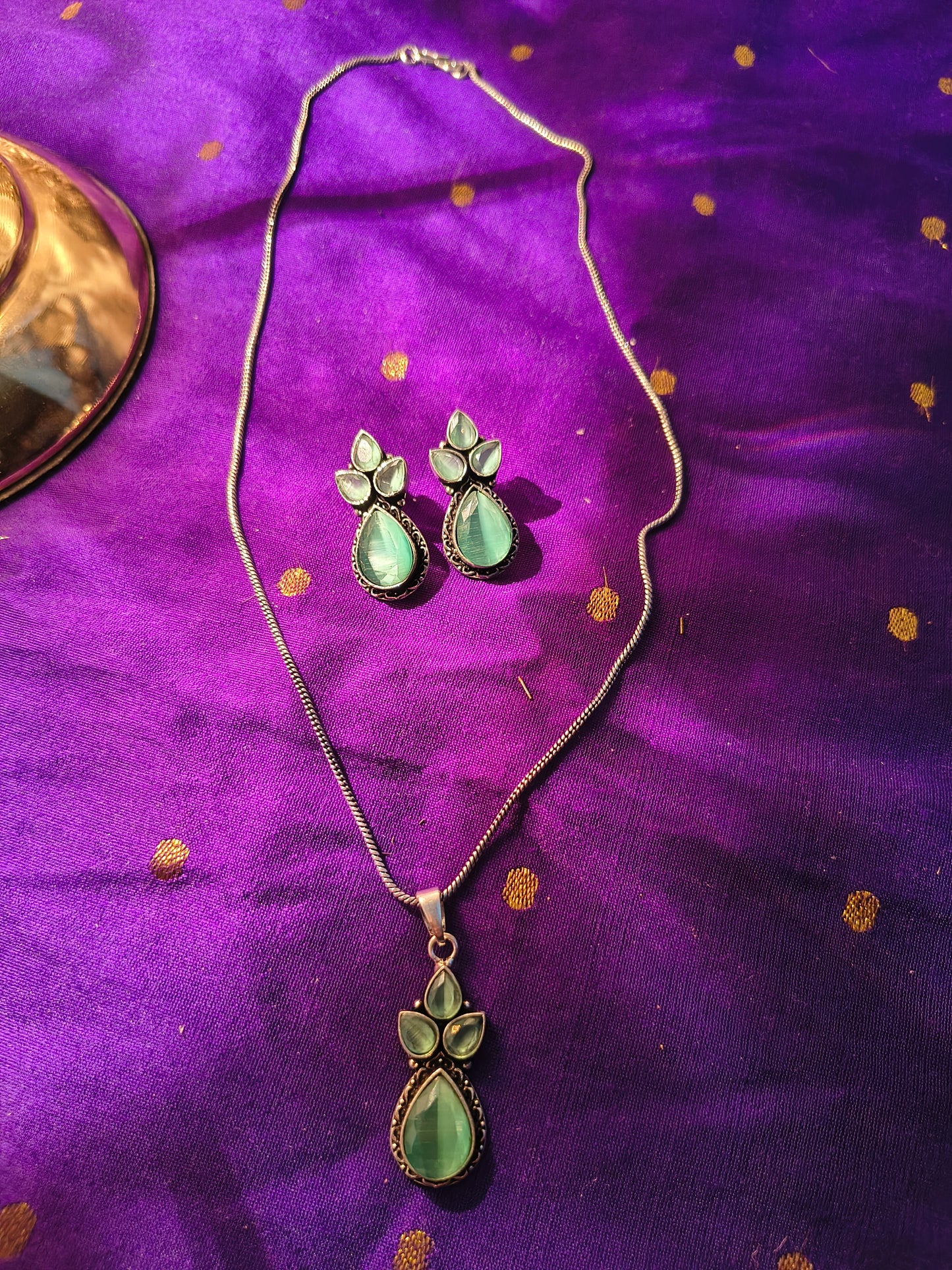 Royal Teardrop Stone Pendant & Earring Set