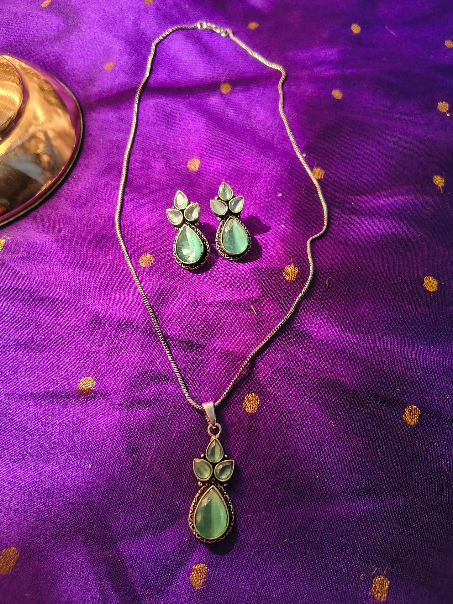 Royal Teardrop Stone Pendant & Earring Set