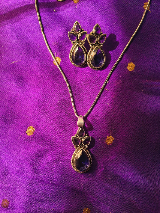 Royal Teardrop Stone Pendant & Earring Set