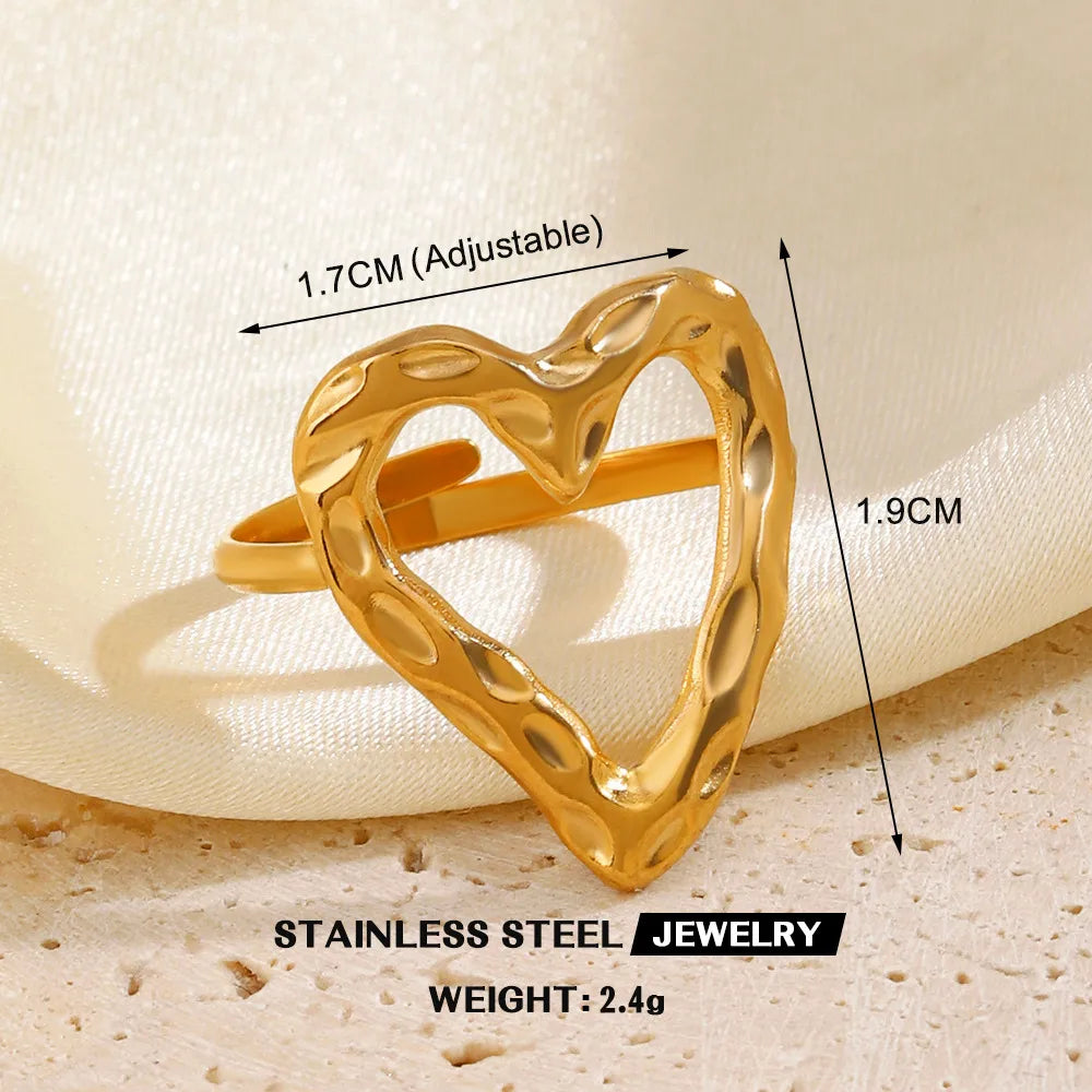 Golden Ripple Heart Ring