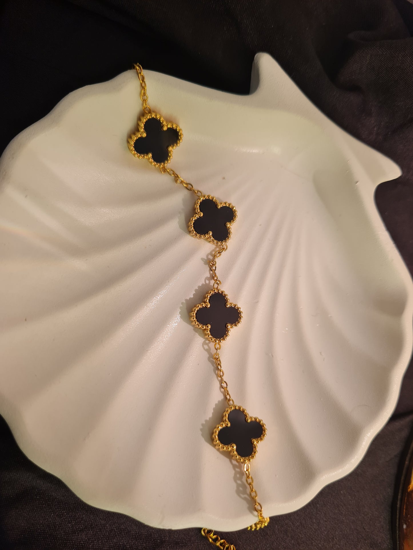 Elysia Reversible Clover Bracelet